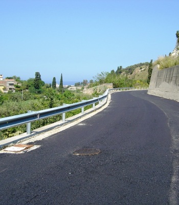Strada e viadotto a Villafranca Tirrena