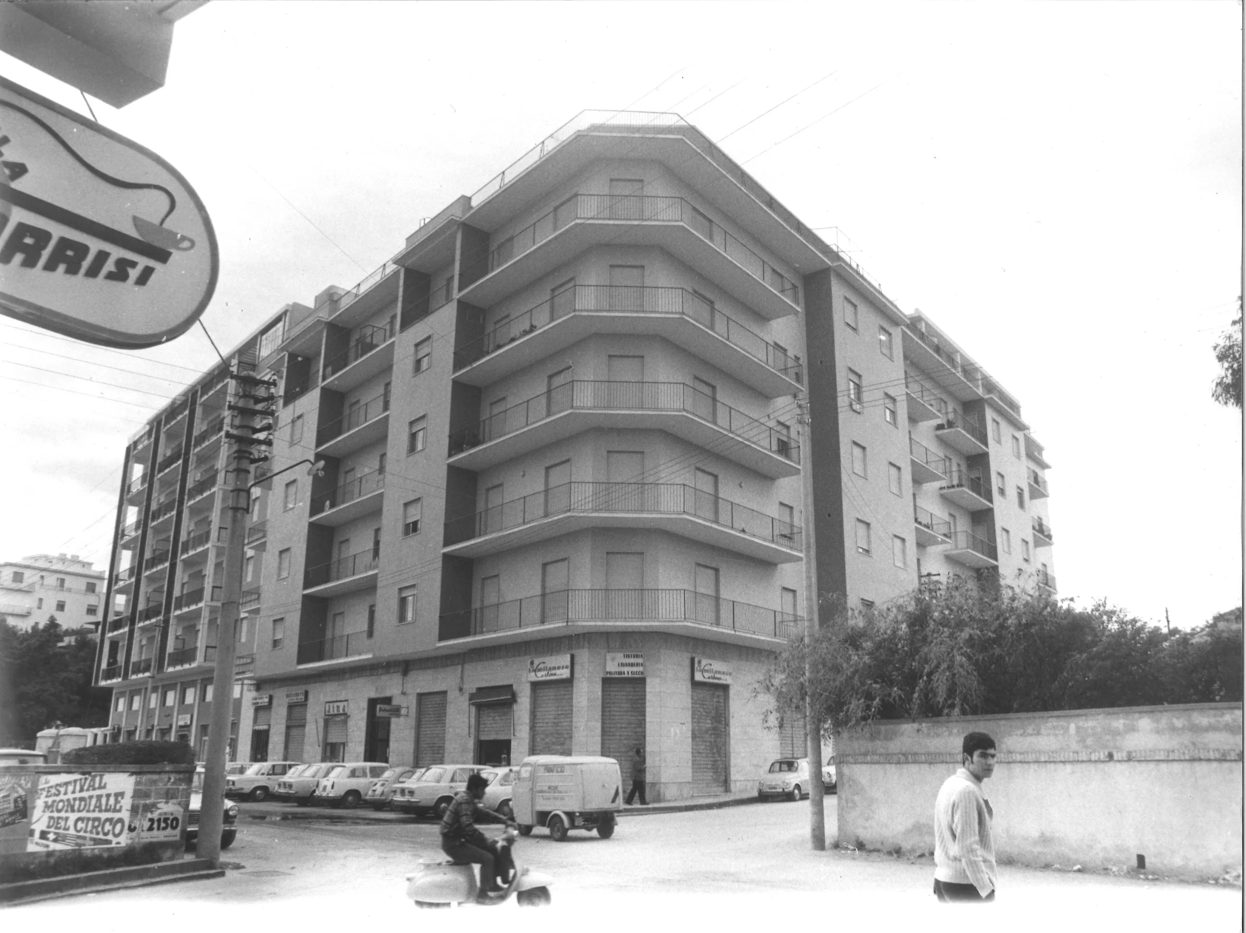 EDIFICIO VIALE TUNISI-SIRACUSA
