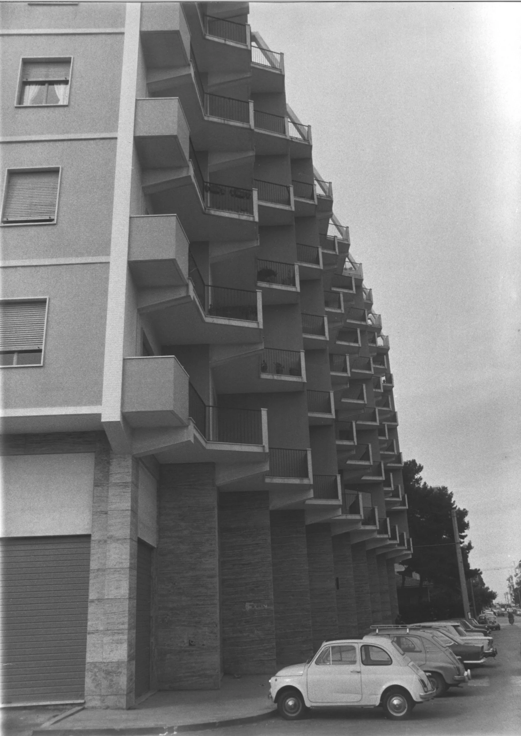 LATERALE EDIFICIO VIALE TUNISI 1-SIRACUSA